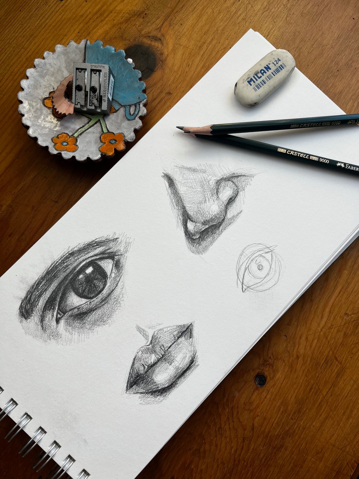 Pen and Pencil Idea Sketch 2016 :: Behance